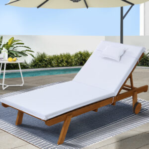 Sun Lounge