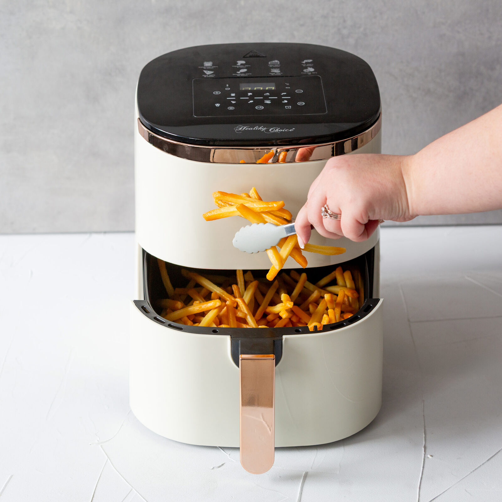 7L Digital Air Fryer With 8 Pre-Set Touch-Control Cooking Programs - Cream – Nice N Cheap Variety Store 7L Digital Air Fryer With 8 Pre-Set Touch-Control Cooking Programs - Cream - Image 2